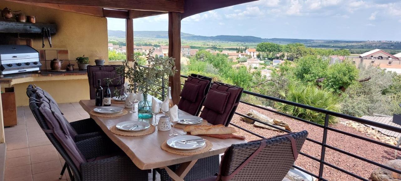 Beautiful Villa With A Stunning View Roujan المظهر الخارجي الصورة